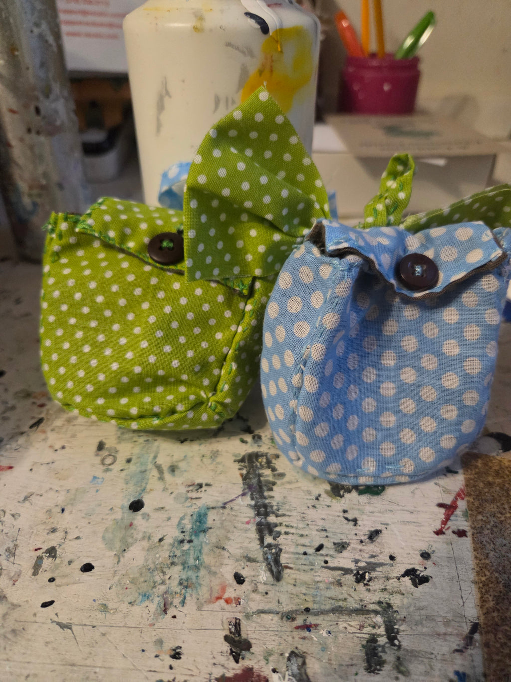 Polka dot mini backpack with a big bow.