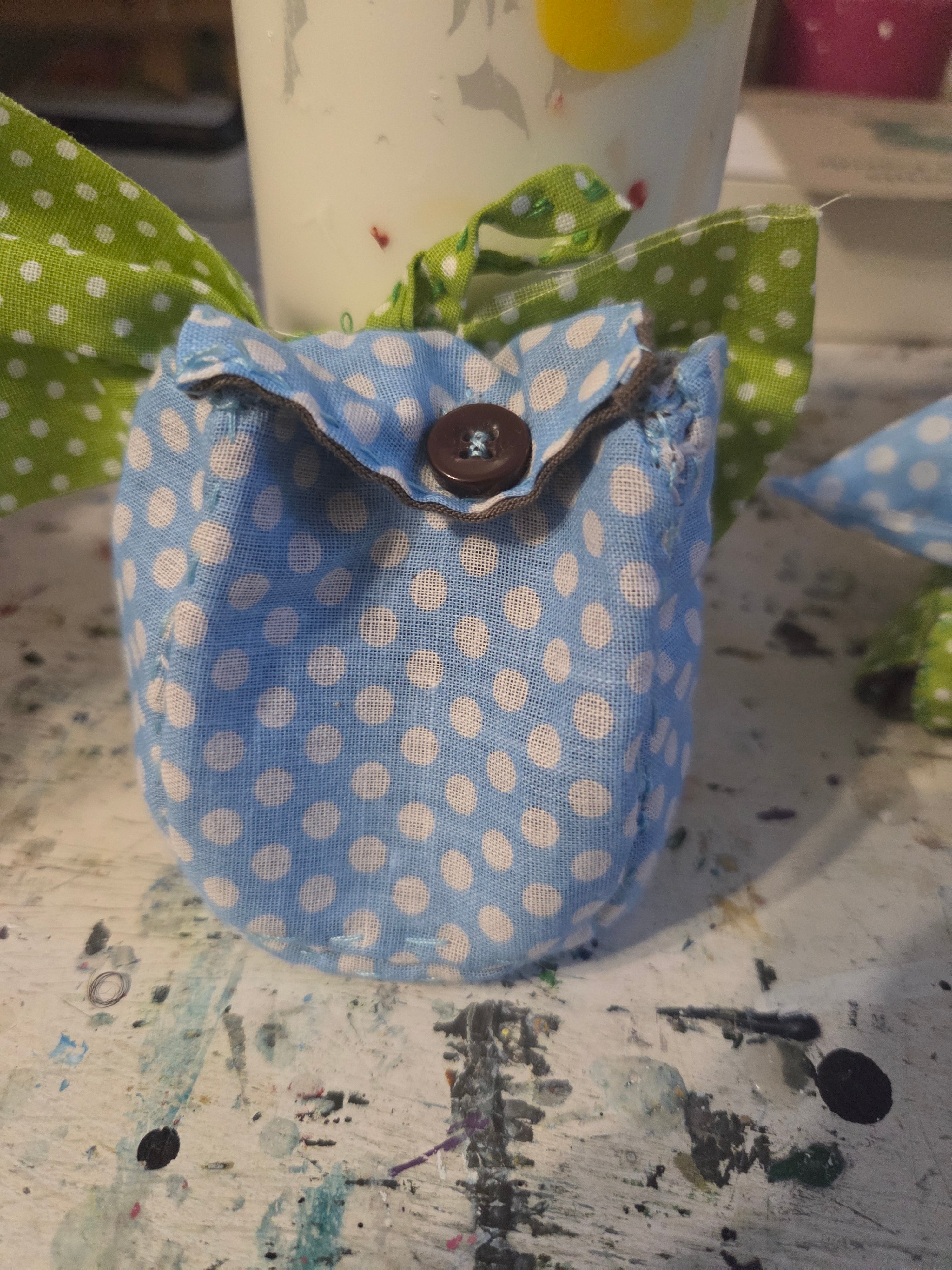 Polka dot mini backpack with a big bow.